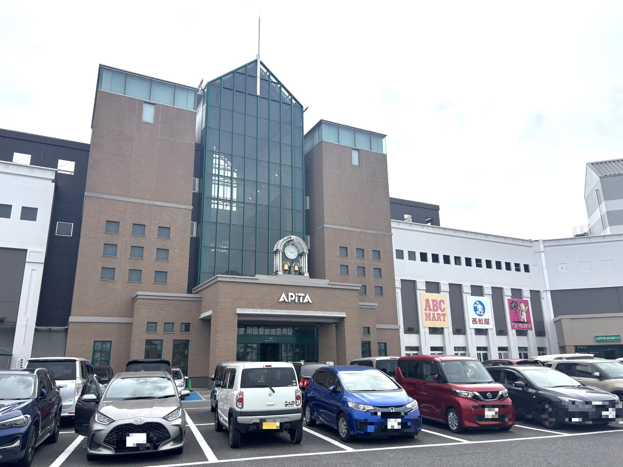 ギャラリエアピタ知立店